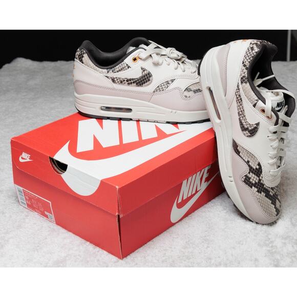 Nike Air Max 1 Snakeskin Light Orewood Brown Sneakers Womens Size 10 HF5338-100 - Picture 1 of 16